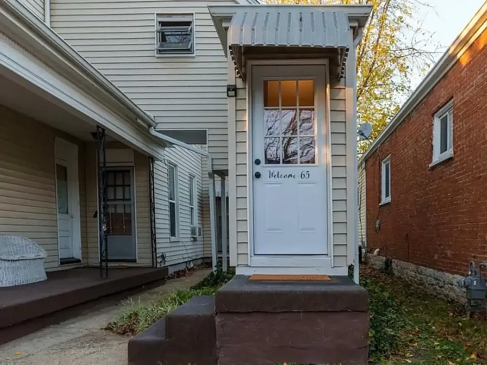 65 Vine St #3