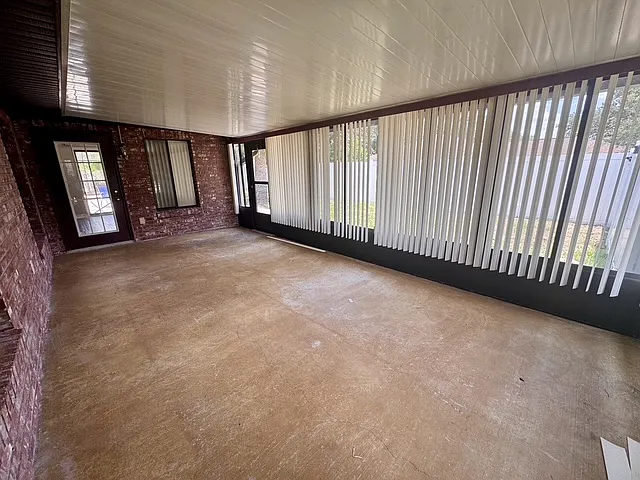 36817 Sandy Ln — Photo 16