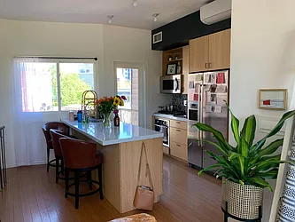 Rented by R New York