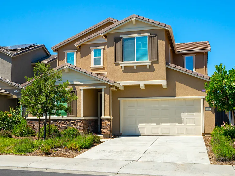 548 Aliki Dr — Photo 6