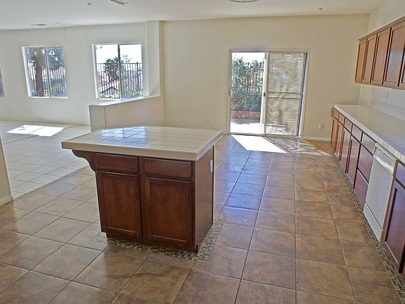 5th image of 13039 Portola Way