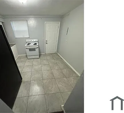 2031 W 9th St #1 — Photo 24