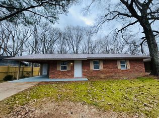236 Martin Luther King Dr, West Point, MS 39773