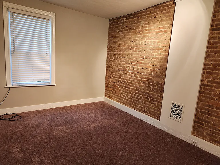 Bedroom 1
Fresh paint, new carpet