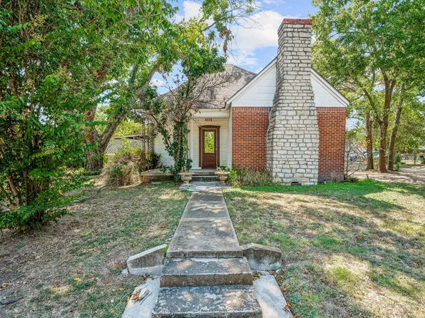 534 N Race St, Stephenville, TX 76401