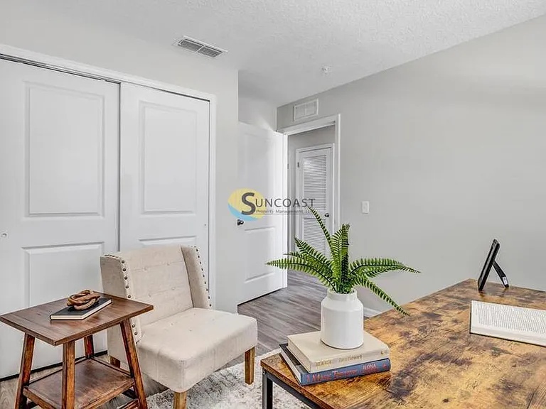 Sunbeam Villas — Photo 122