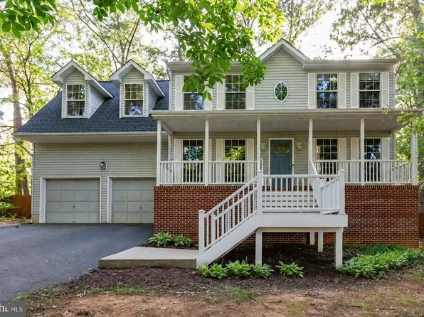 15 Twin Lake Ct, Fredericksburg, VA 22405