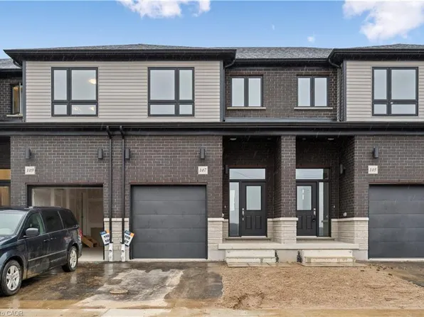 107 Winter Wren Cres, Kitchener, ON N2P 2P4