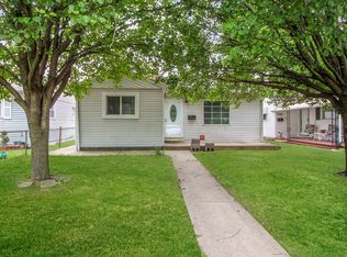 14044 S Manistee Ave, Burnham, IL 60633