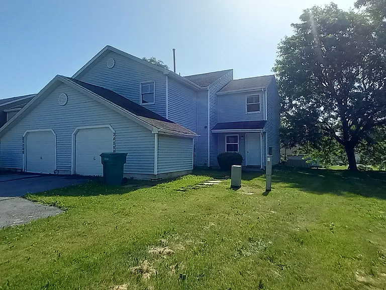24998 Cooper Ave — Photo 2