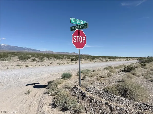 1221 E Monoplane Pl, Pahrump, NV 89060