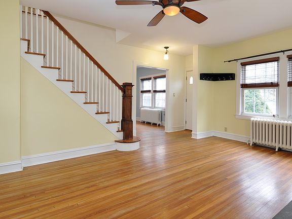 4th image of 5 Cowdrey St