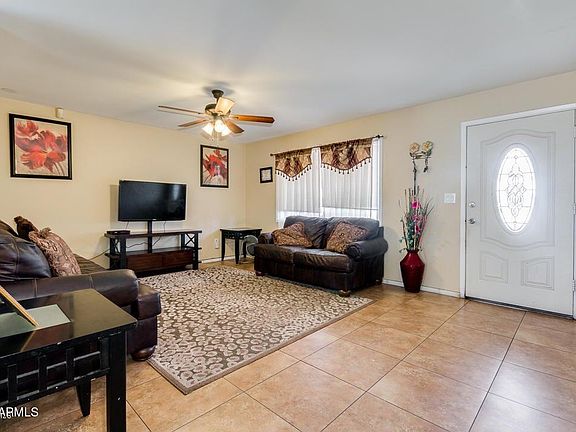 4th image of 229 E LA VISTA Drive