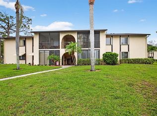 416 Pine Glen Ln APT D-2, Greenacres, FL 33463