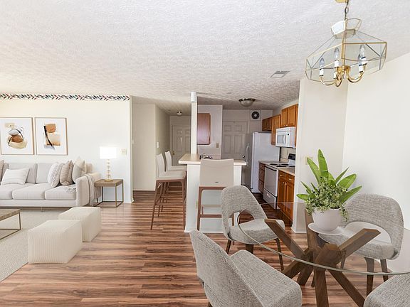 5th image of 6729 Meadow Creek Dr Unit 103