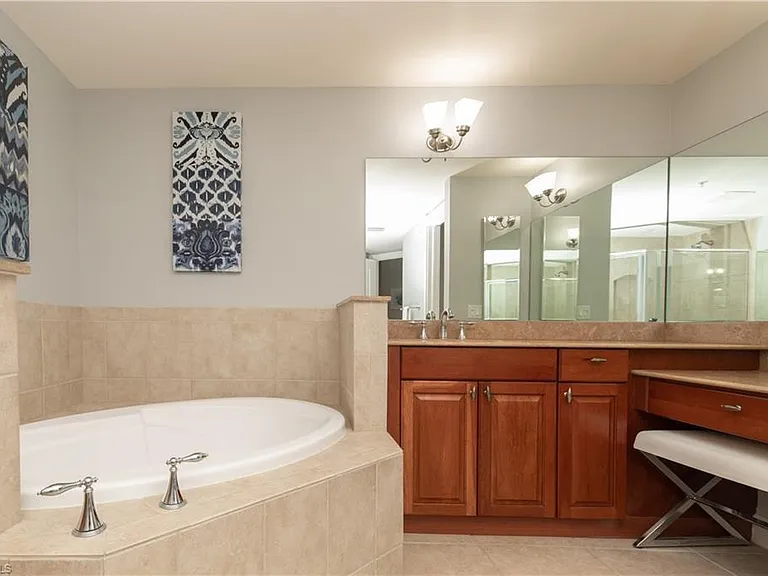 6081 Silver King Blvd #302 — Photo 22