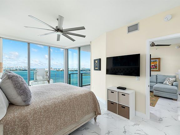 5th image of 2900 NE 7th Ave Unit 3205