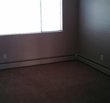 2nd image of 527 W Alder St APT D306