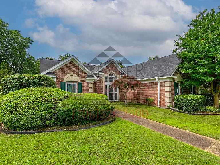 2250 Rock Springs Ct — Photo 2