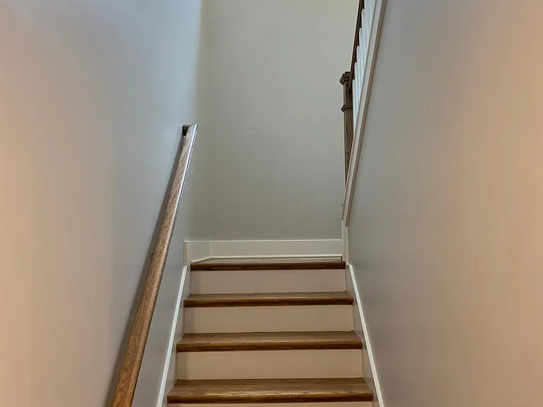 6110 California Ave — Photo 8