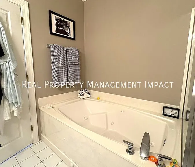 532 Meadowmont Village Cir — Photo 20