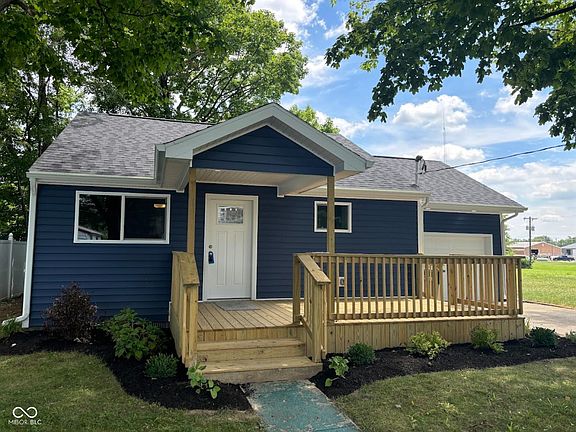 2nd image of 2304 N Northwood Ave