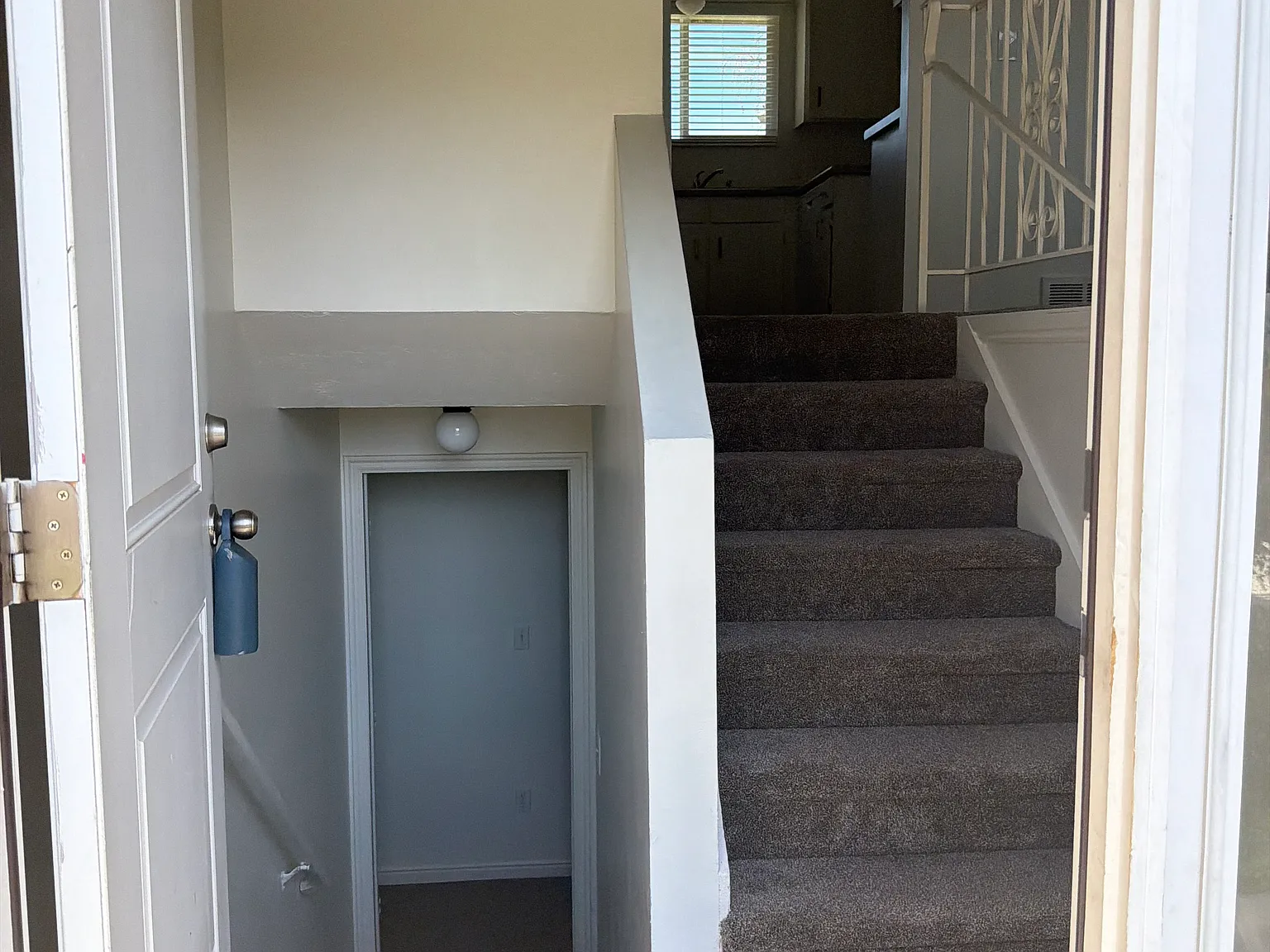 4 bed, 1844 sqft, $2,500 — Photo 3