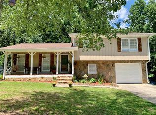 1330 Country Lane Way NE, Conyers, GA 30012