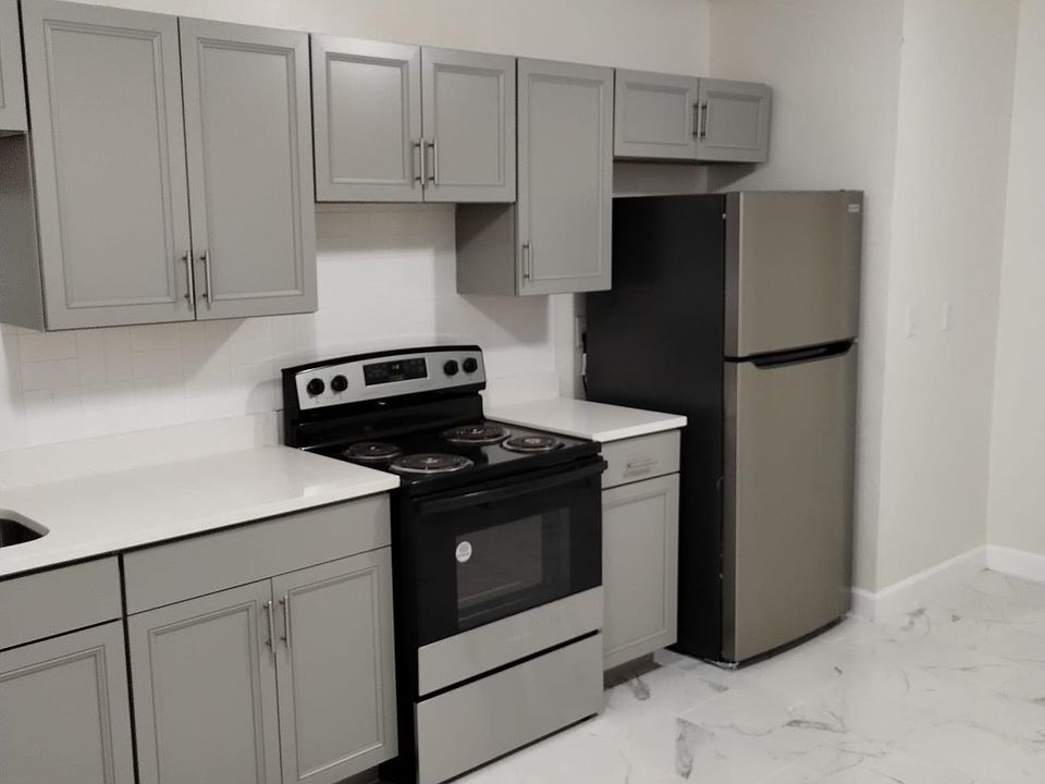 1st image of 7140 Conant Ave #1