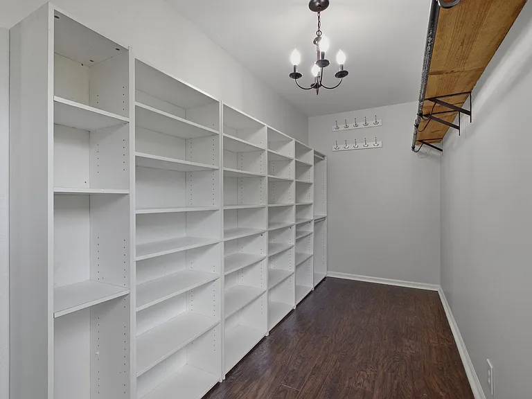1303 General Macarthur Dr — Photo 24