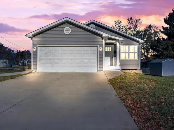 621 Johannaber St, Warrenton, MO 63383