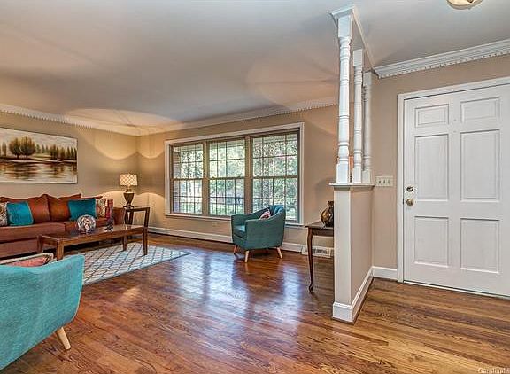 3rd image of 6921 Foxworth Dr