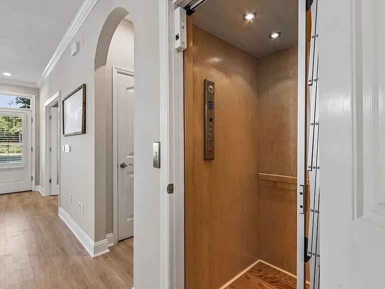 1850 Surf Side Dr — Photo 16