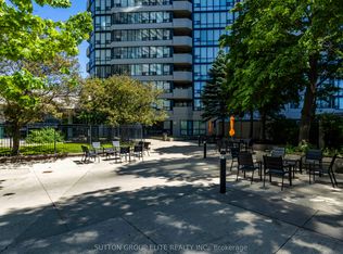 330 Rathburn Rd W #1206, Mississauga, ON L5B3Y1