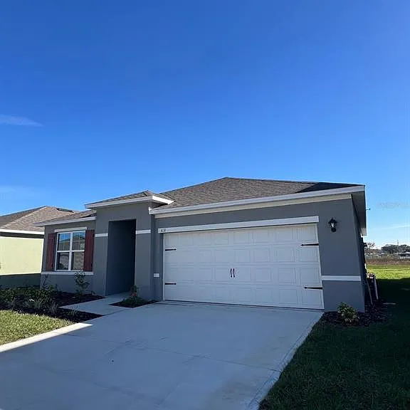 631 Park Place Blvd — Photo 4