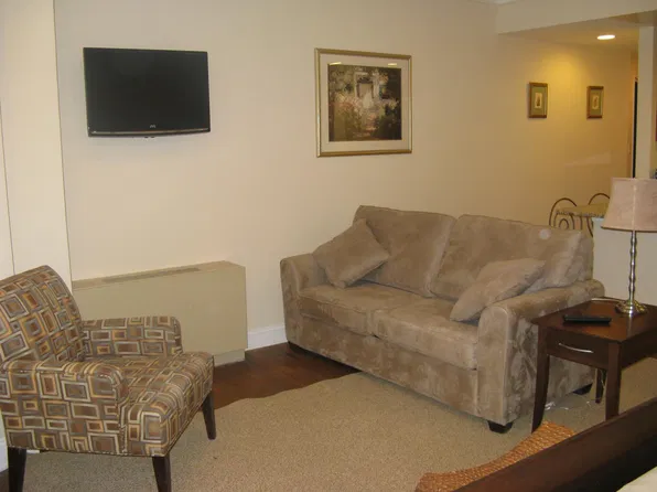 1838 Connecticut Ave NW APT 302, Washington, DC 20009
