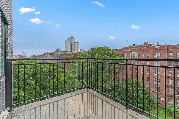 Rented by Leasing Management LLC | media 37