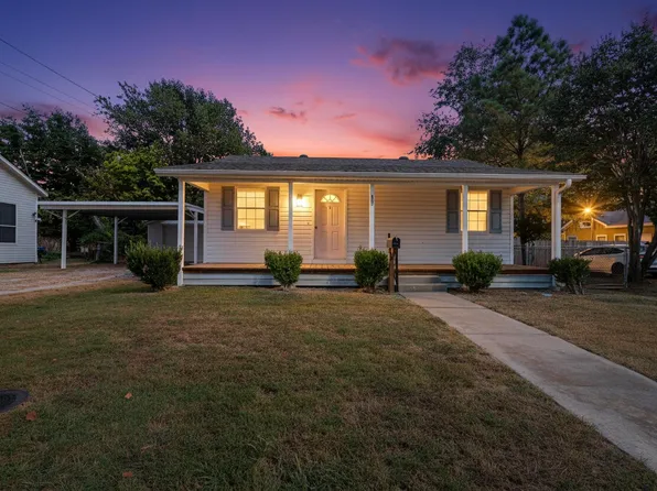 830 Carver St, Mesquite, TX 75149