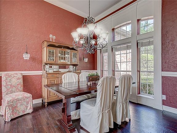 4th image of 1401 Park Pl