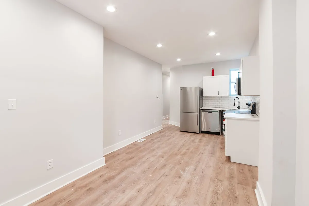Building Photo - 5111 Willows Avenue