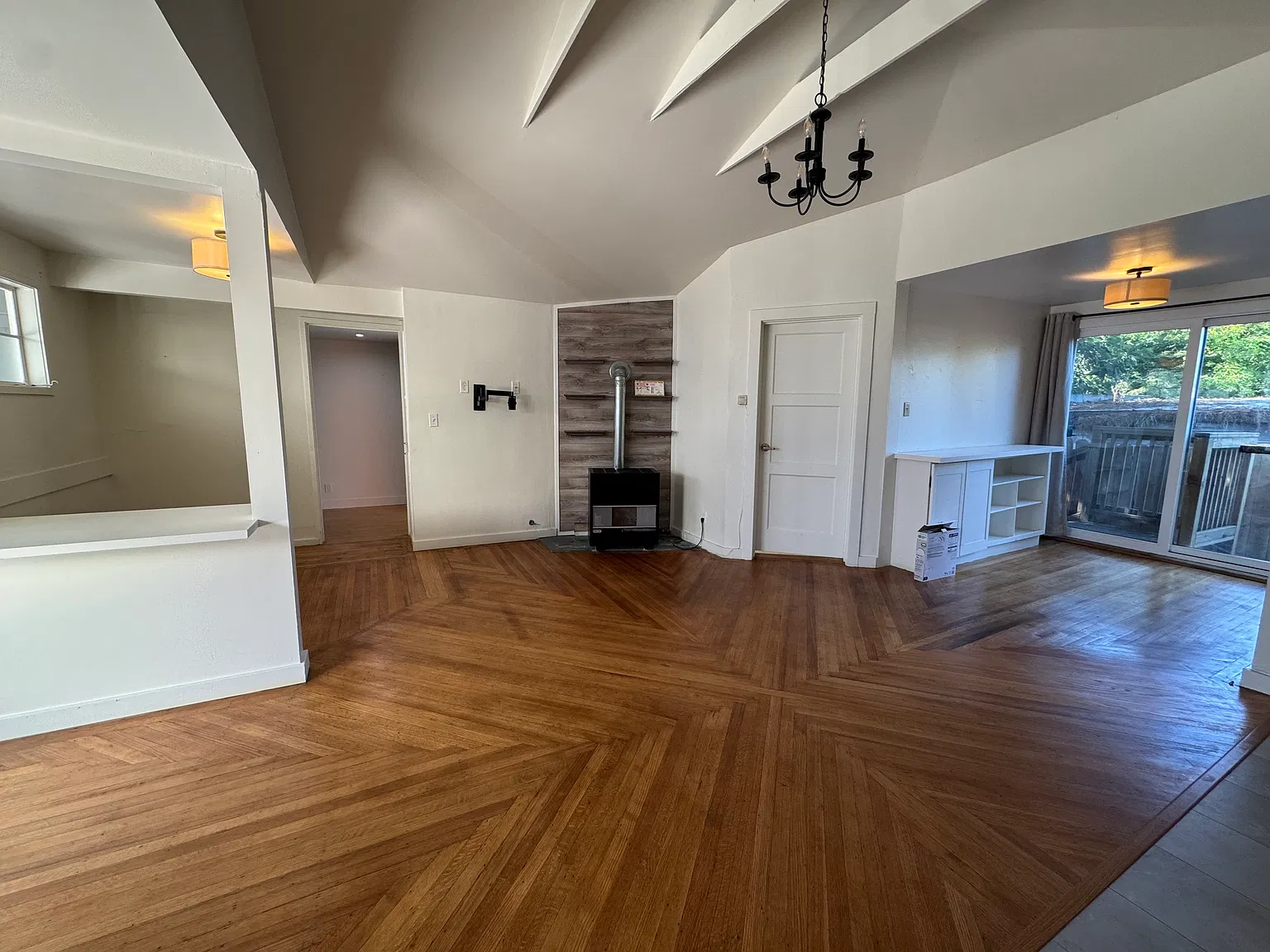 1 bed, 900 sqft, $3,500 — Photo 4