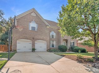 402 Deercross Ln, Waxhaw, NC 28173