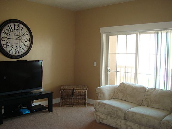 2nd image of 129 W Springview Dr #408