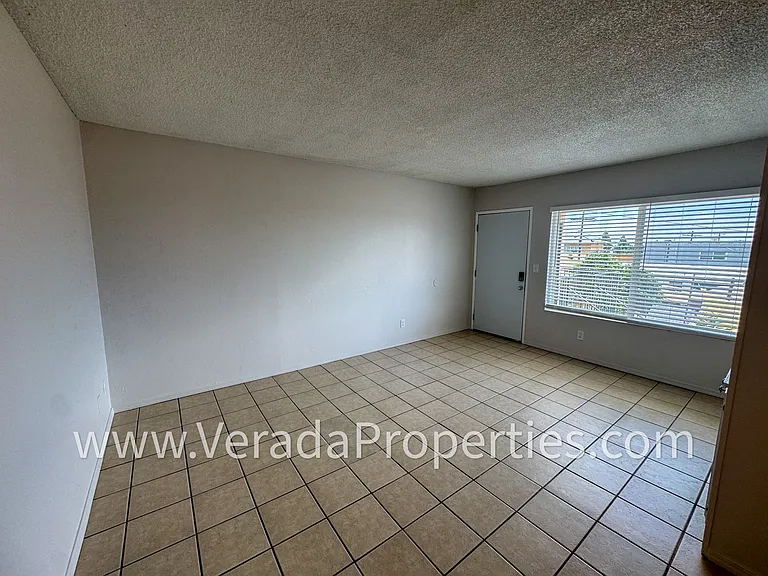 3533 42nd St #9 — Photo 18