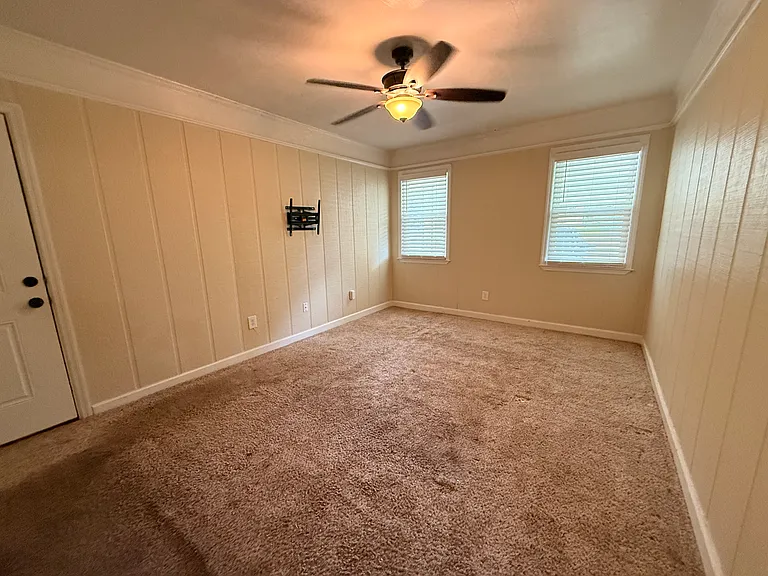 4534 Greystone Dr — Photo 7