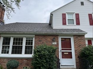 240 Varinna Dr, Rochester, NY 14618