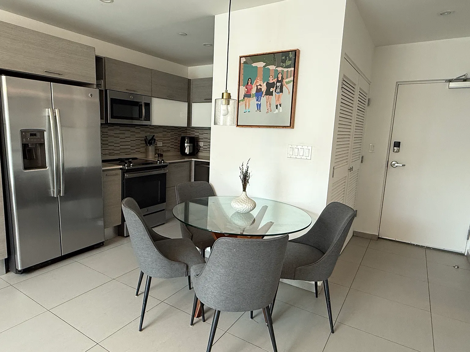 1 bed, 720 sqft, $3,000 — Photo 2