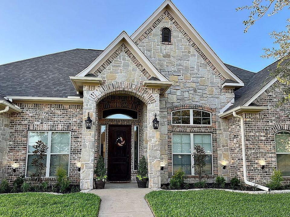 1st image of 231 Zambezi Ln