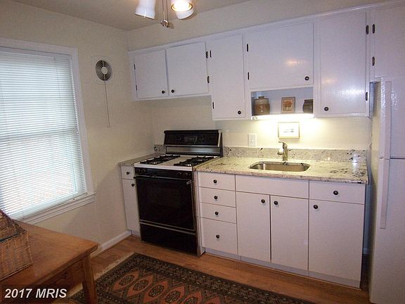 4th image of 1513 Belle View Blvd APT B1