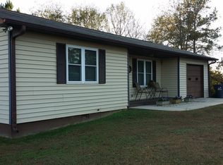 11 County Road 36, Roanoke, AL 36274
